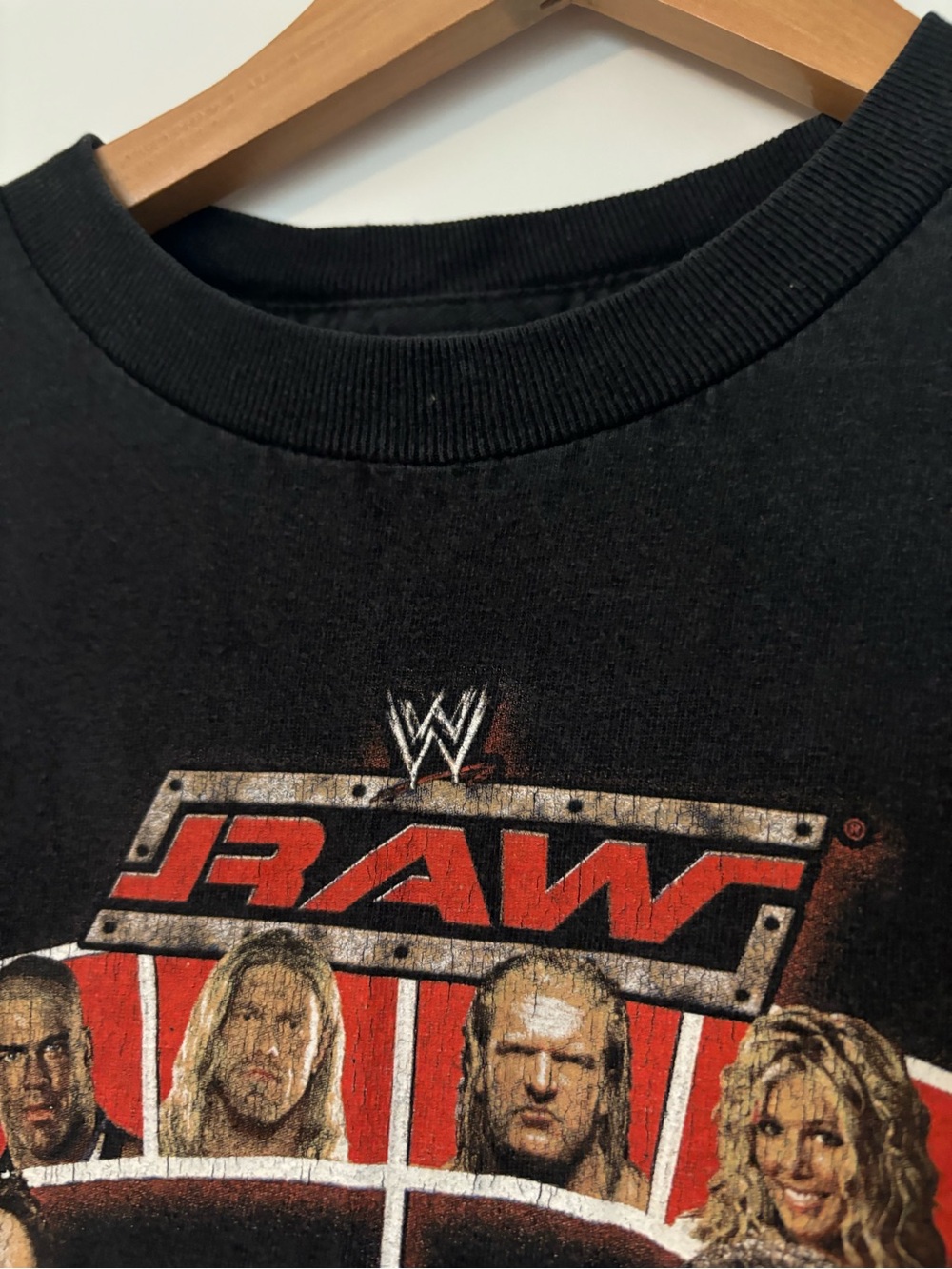Vintage 2005 WWE RAW VS SMACKDOWN T-Shirt Size S John Cena Batista Flawed - Picture 3 of 8